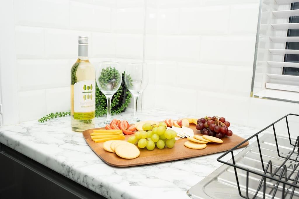 Stylish Home In York - Free Wifi & Parking - Close To Racecourse & City Centre Zewnętrze zdjęcie