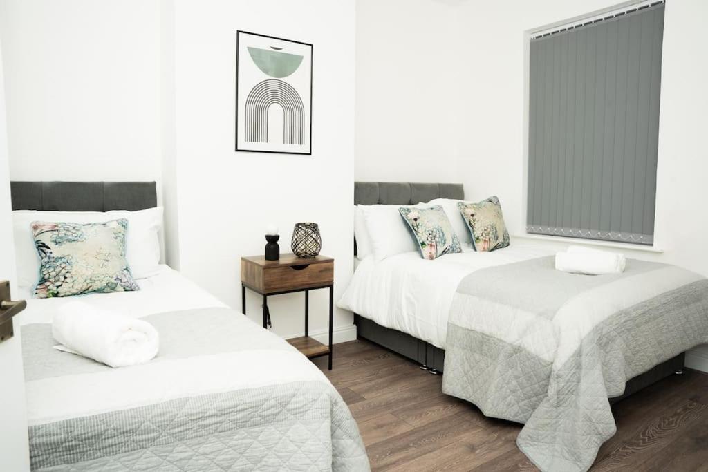 Stylish Home In York - Free Wifi & Parking - Close To Racecourse & City Centre Zewnętrze zdjęcie